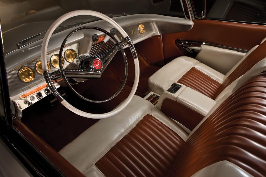  Mercury XM-800 Dream Car 1954 года  (фото 4 из 14)